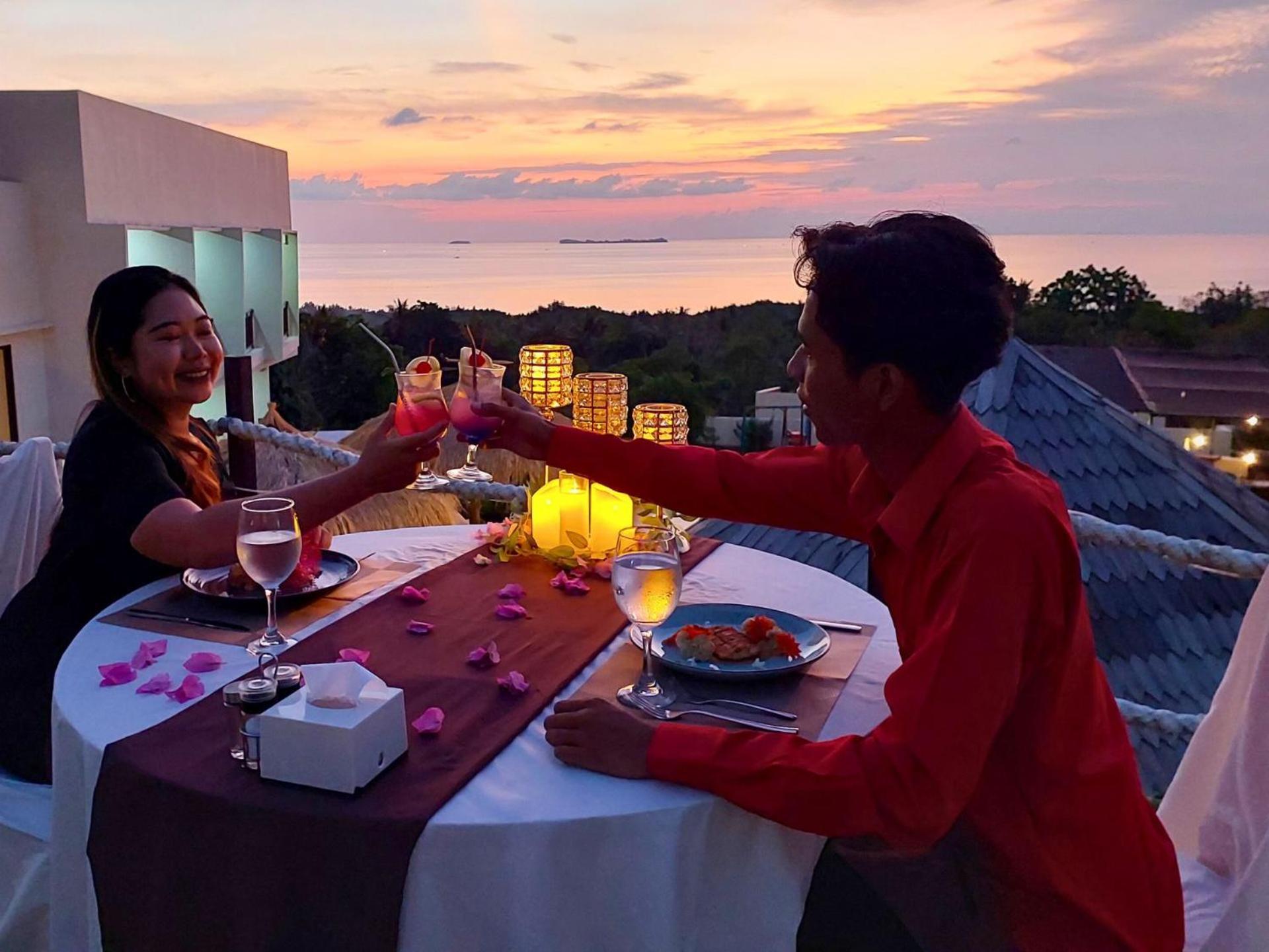 เดอะ แฮปปีเนส ฮิลล์ โฮเต็ล การิมุนชวา Hotel การีมุนยาวา ภายนอก รูปภาพ